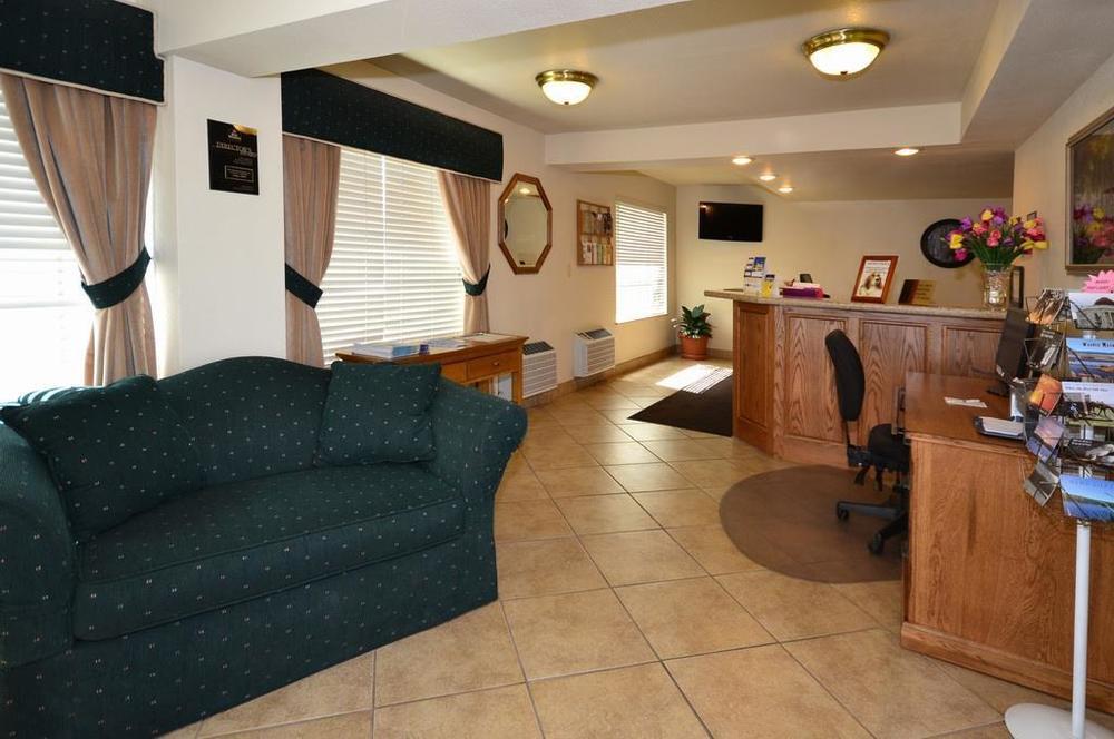 Trailside Inn Alturas Interieur foto